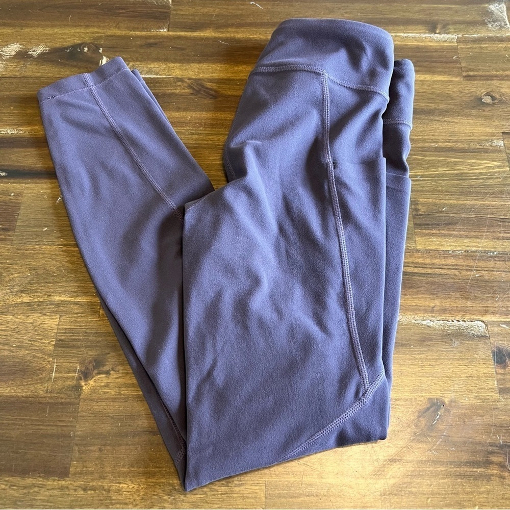 Athleta Girl Gray Leggings Stash your Treasures Tight Side Pockets Medium 8-10 - Picture 2 of 4